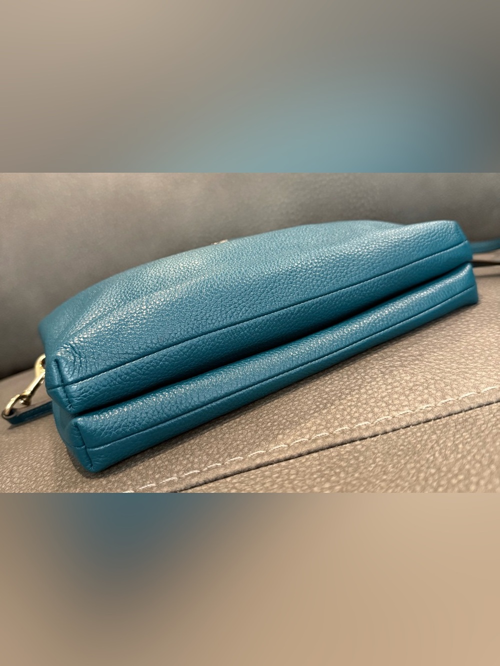 COACH Teal Pebbled Leather Crossbody Wristlet - Picture 6 of 6
